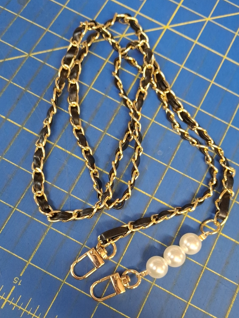 Gold Tone & Black Faux Pearl Accents Pleather 46" Gold Clasps New